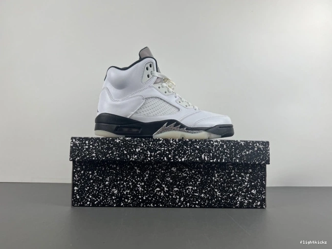 BLACK' AIR RETRO DD0587-110 5 JORDAN 'WHITE 0827